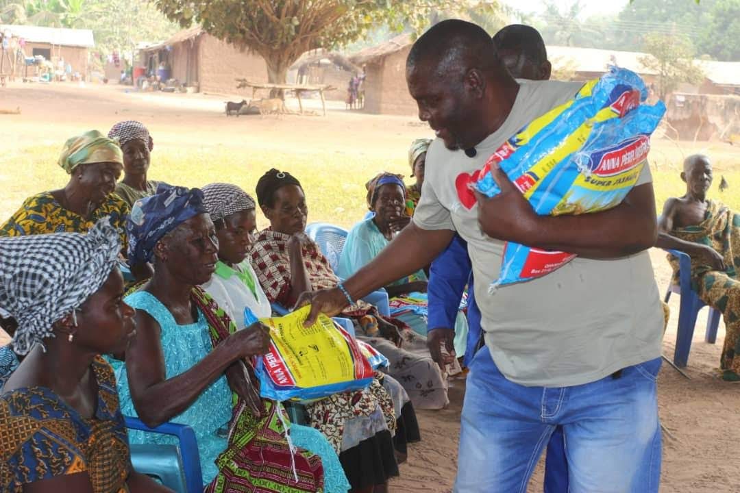 Social Donation Scoan