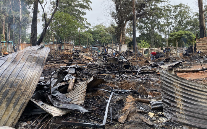 KZN Cogta pour aider les familles touchées par l'incendie de Masinenge