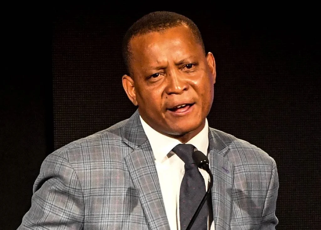 Former SABC broadcaster Chris Maroleng booted out of Zimbabwe, Daily Maverick photographer’s accreditation denied