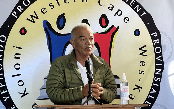 Le maire de Theewaterskloof, Karel Papier, est décédé