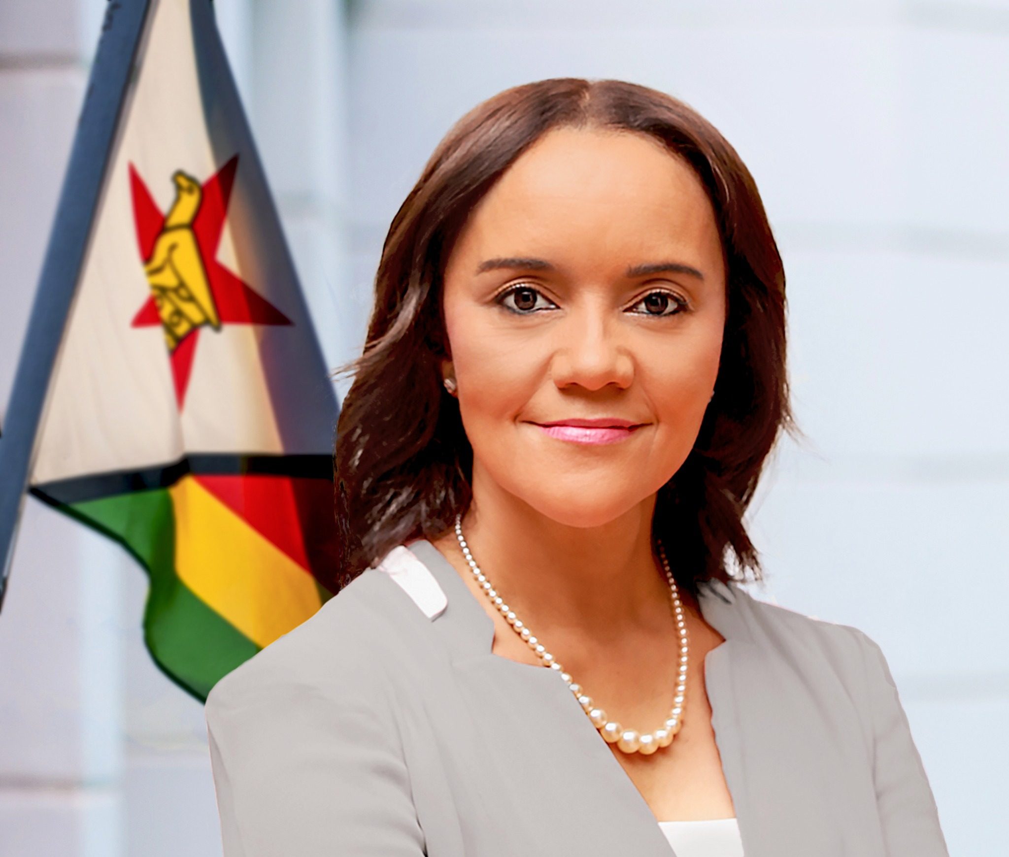 WATCH: South African-based Bulawayo woman uncontrollably sobs upon meeting Valerio