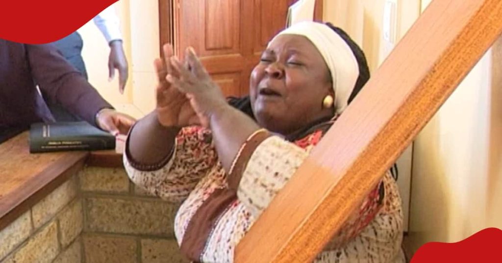 Une femme de Kakamega dont le fils a été brutalisé par 5 enseignants tombe en panne au tribunal : « Heri Mngeniua Mimi »