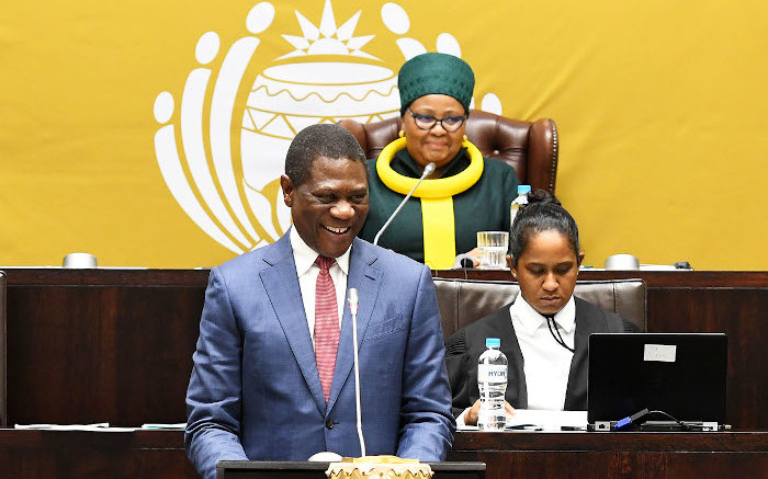 Le gouvernement doit travailler avec les municipalités et ne pas prendre le contrôle