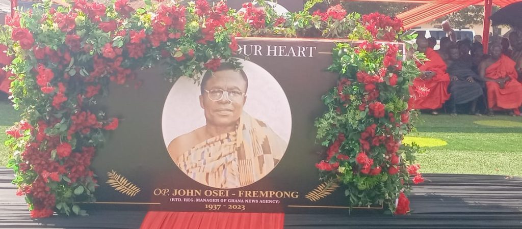 Social Manager Burial