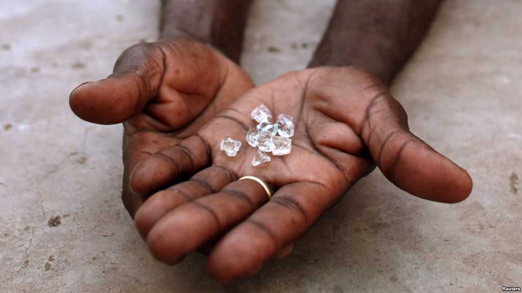 Zimbabwe’s biggest diamond miner shifts sales to Dubai auctions