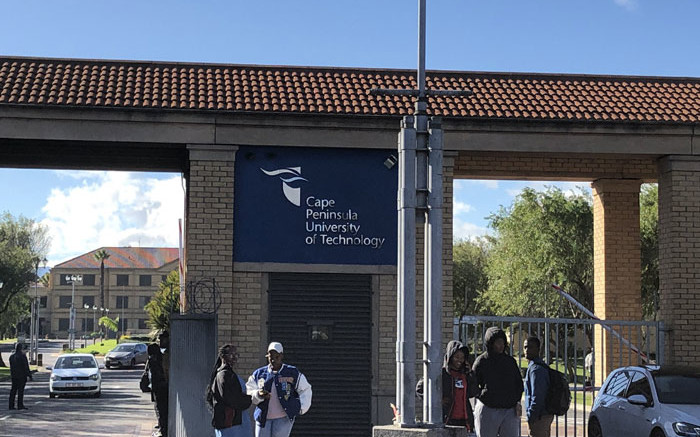 La CPUT empêche DA d'effectuer une visite de surveillance à la résidence après l'attaque au couteau sur le campus