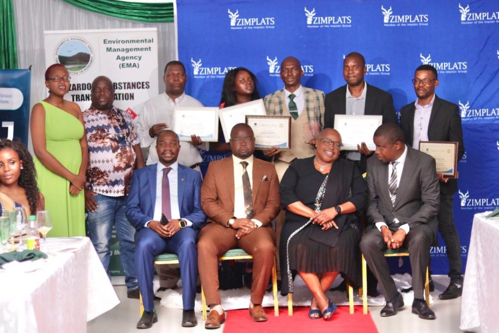 Le journaliste de NewZimbabwe.com domine les prix des médias provinciaux de ZUJ Mash West |