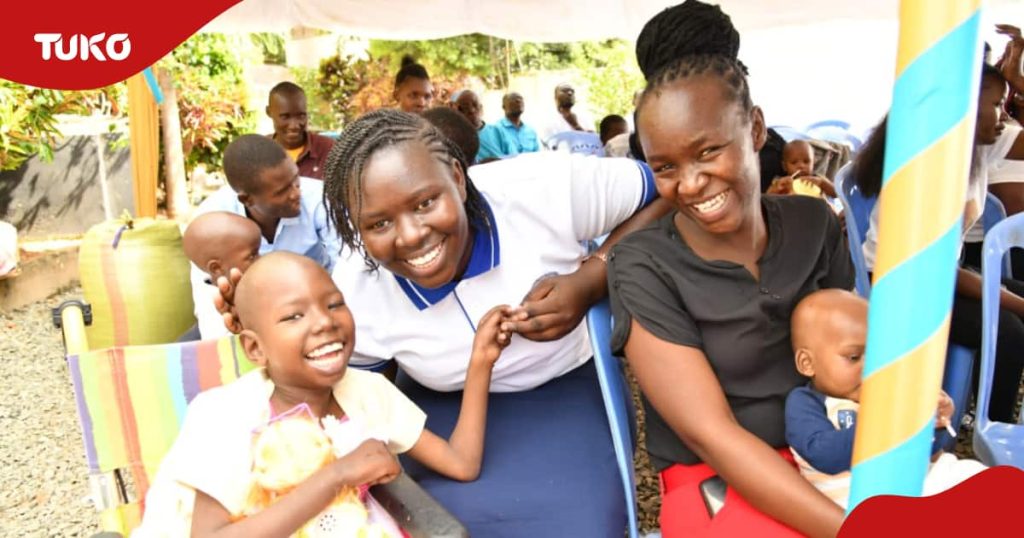 Le personnel de l'Assemblée du comté de Migori rend visite à des enfants diagnostiqués avec un cancer ou une paralysie cérébrale et fait un don de 200 000 KSh