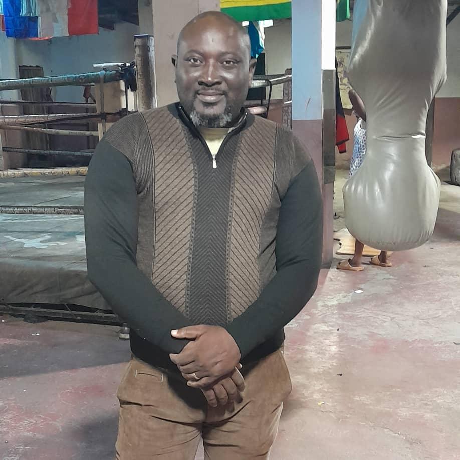 Charles Quartey envisage le président de l’Association des entraîneurs de boxe