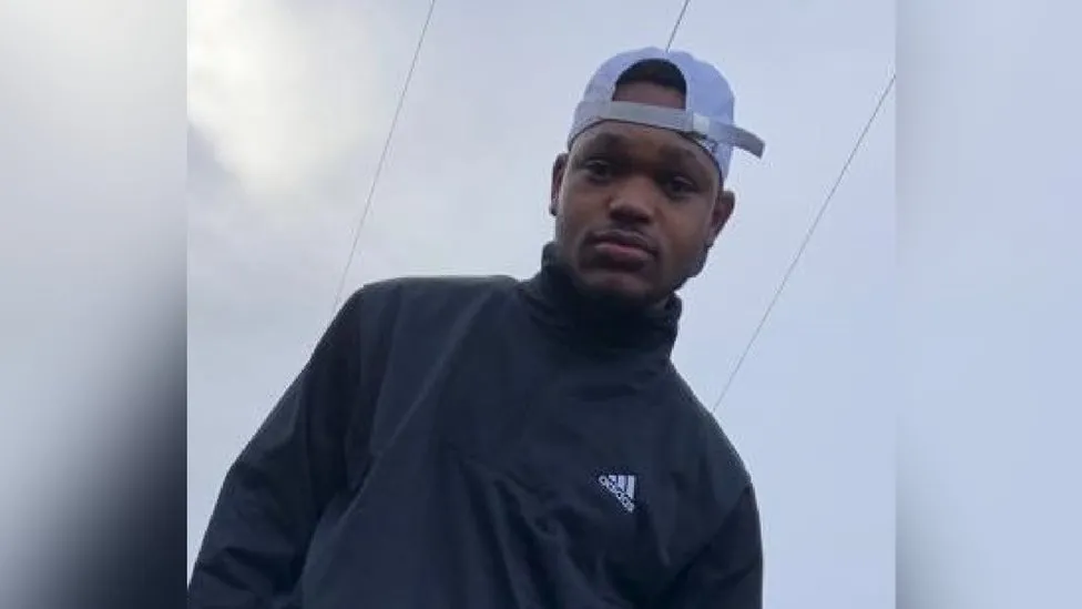 Lazarus Makono : deuxième homme accusé du meurtre de Barnsley