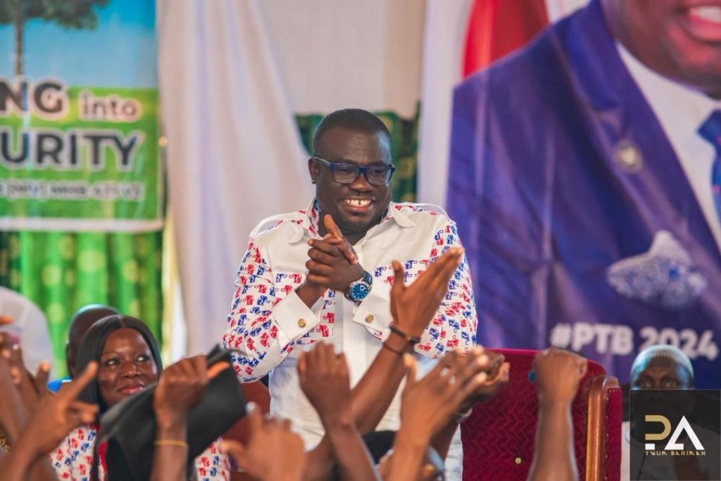 La région de Bono s'unit pour soutenir Paul Twum-Barimah lors de son acclamation