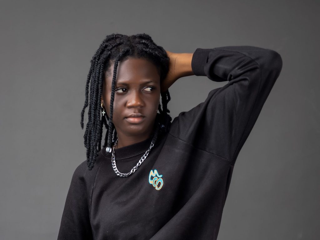 ARCHANJEL COMMENCE L'ANNÉE AVEC UN NOUVEAU SINGLE "FOLLOW"