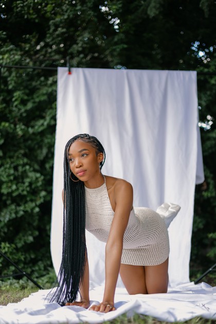 La sensation Netflix Khosi Ngema se définit comme une musicienne avec son premier single « Why » |