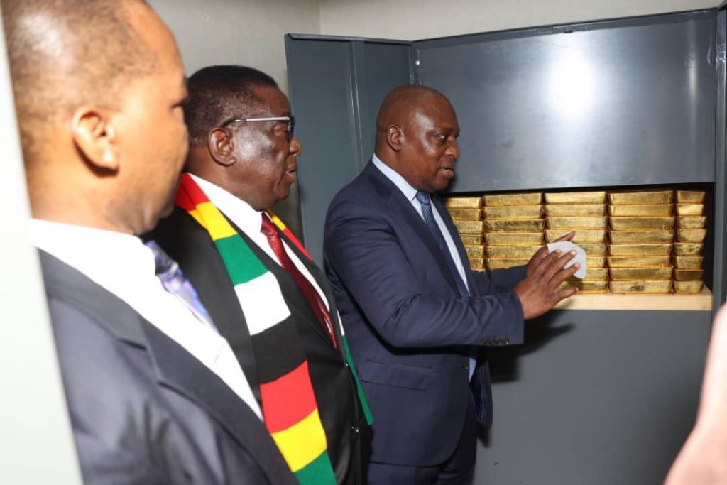 Mnangagwa inspecte les réserves d'or de la RBZ avant la déclaration de politique monétaire
