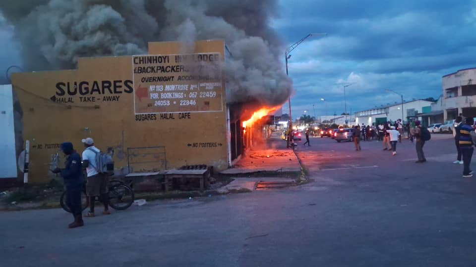 Un incendie détruit le bâtiment Chinhoyi ;  appareils électroménagers, meubles réduits en cendres |