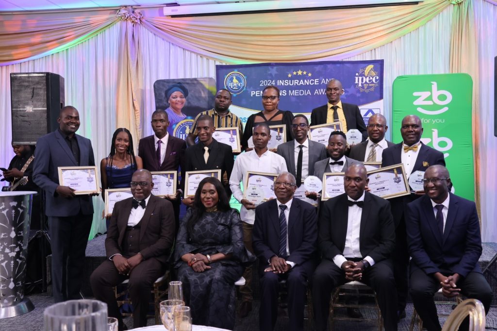 Un journaliste de NewZimbabwe.com remporte le prix d'excellence médiatique |