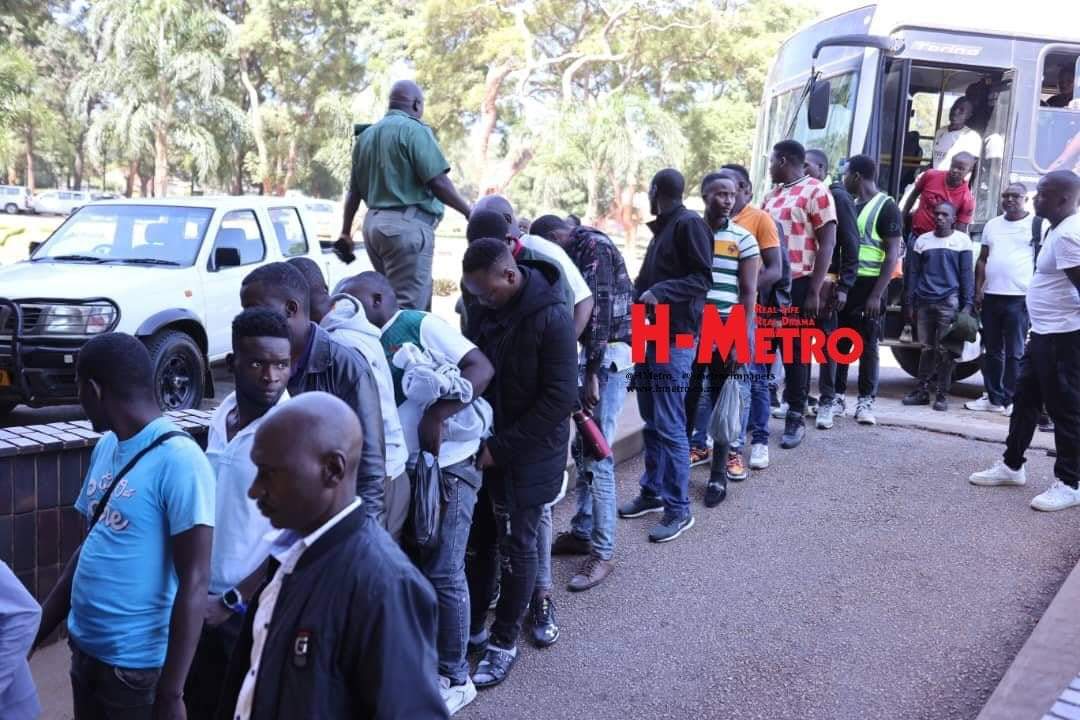 Deux traders illégaux se sont vu refuser la libération sous caution – 63 autres restent en détention