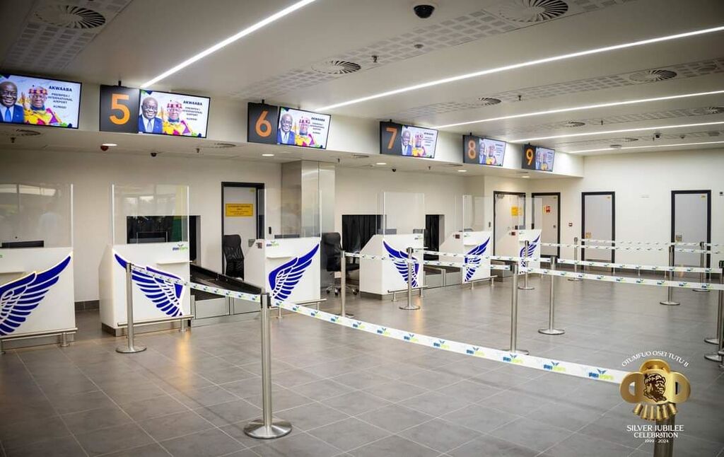 Aéroport de Kumasi X