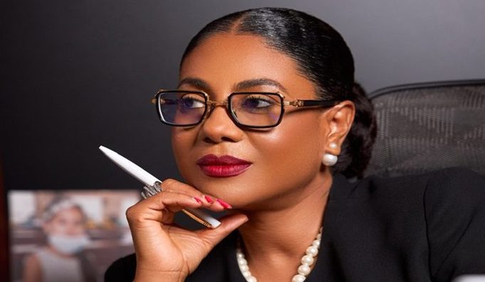 La femme d’affaires Angela List nie les allégations de corruption et de tromperie