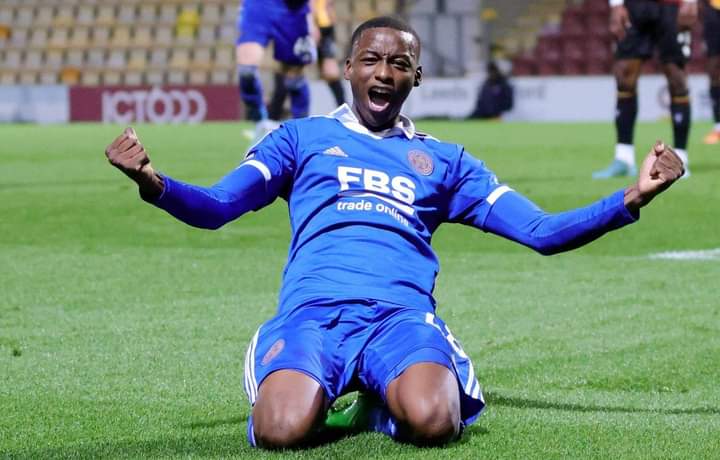 L’attaquant des Warriors Tawanda Maswanhise quitte Leicester City