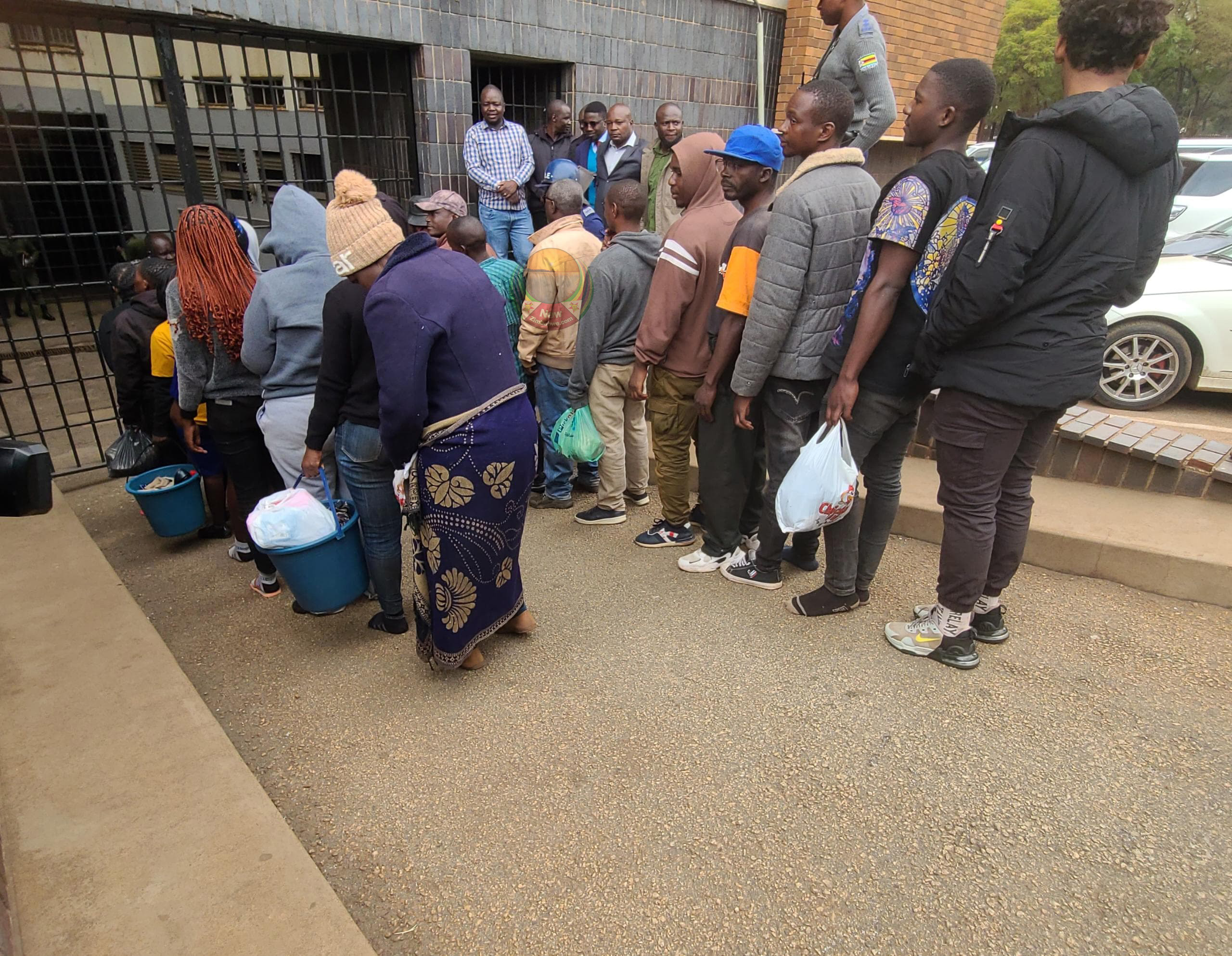 Le chef de l'opposition du CCC et 79 militants du parti ont été placés en détention provisoire mercredi ; disent qu'ils sont brutalisés en garde à vue |