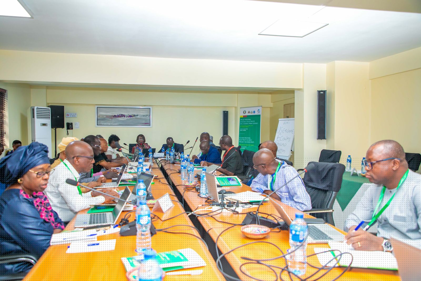La CEDEAO et la Banque mondiale organisent une évaluation à mi-parcours du projet régional d'accès à l'électricité