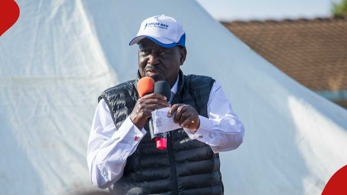 Raila Odinga fait don de 1,5 million de KSh et de 1 000 tôles aux victimes de l'incendie du marché de Toi