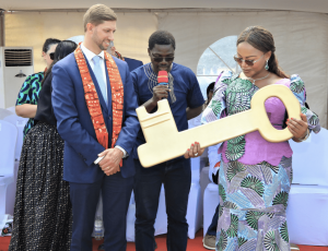 Le chocolatier américain Hershey et ses partenaires inaugurent trois écoles primaires en Côte d'Ivoire