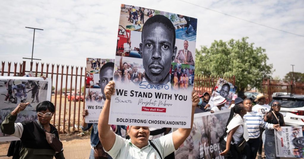 Les partisans de Mboro saluent sa libération sous caution : « Nous célébrons »