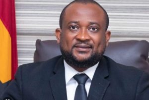 Un candidat parlementaire du NPP nie les allégations de fraude en matière de voyages
