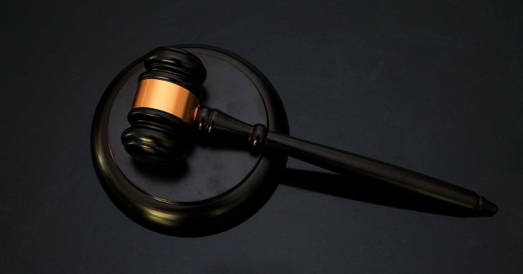 2 personnes liées à l'affaire d'extorsion SAPS ont été libérées