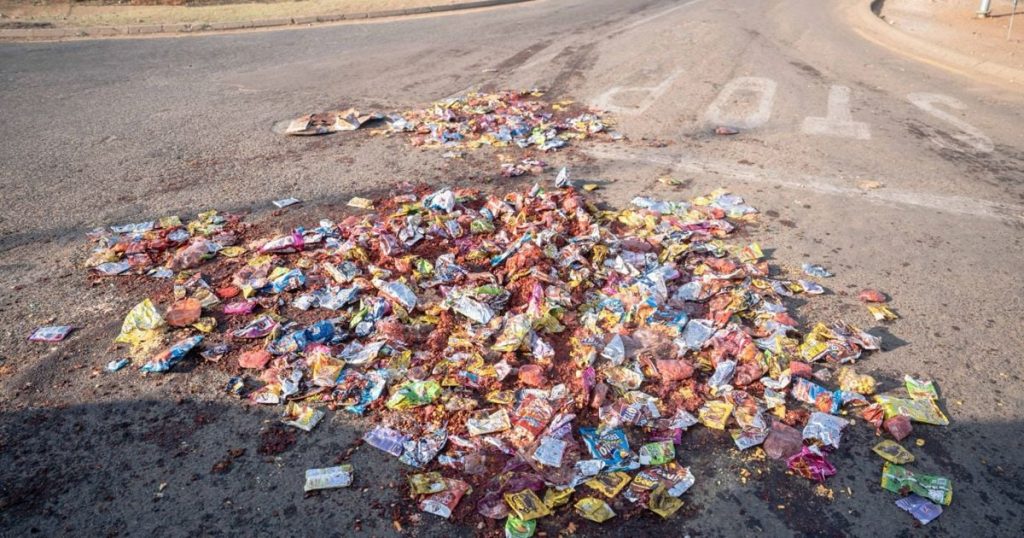 Les habitants frustrés de Sharpeville demandent que les magasins Spaza soient restitués aux hommes d'affaires locaux