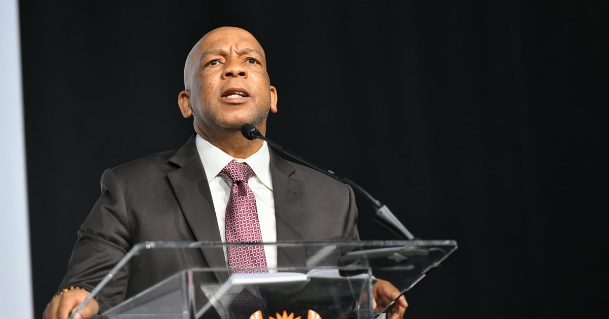 Ramokgopa s'inquiète du mauvais entretien des infrastructures électriques par les municipalités