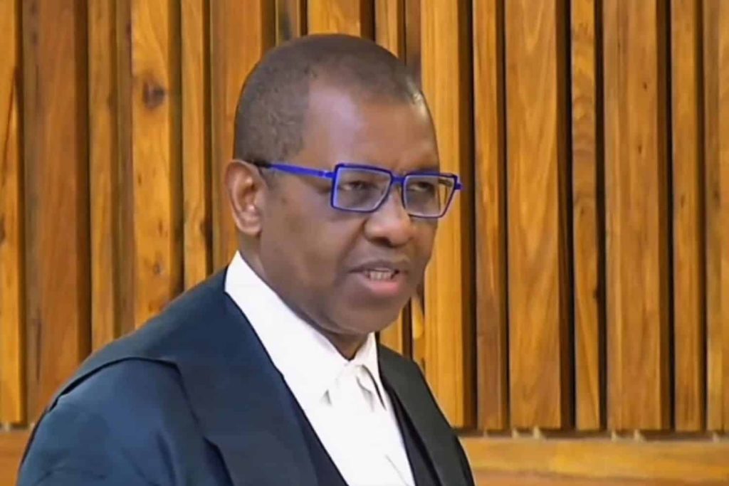 Dali Mpofu dumps EFF for MK – Julius Malema responds