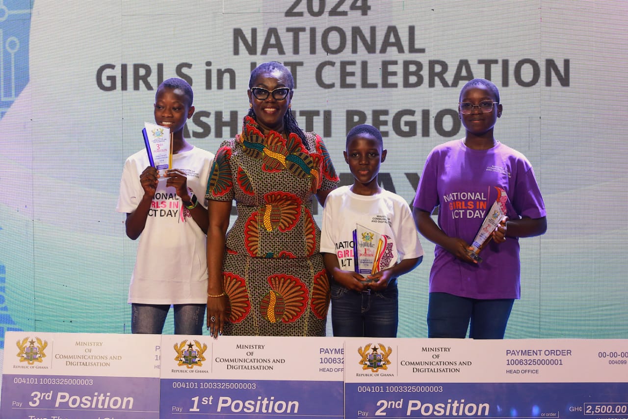 Joycelyn Dadzie, 10 ans de réussite, remporte le programme Girls-In-ICT 2024 dans la région d'Ashanti