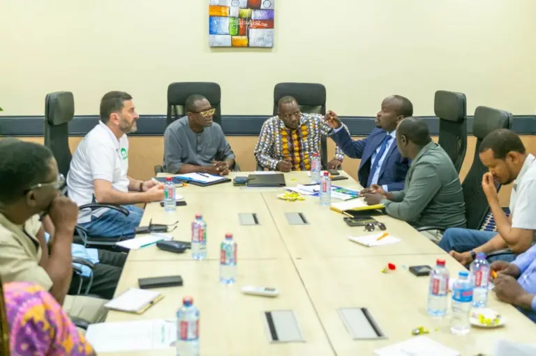 Le Kenya s'associe au groupe Jospong pour lutter contre la crise sanitaire et créer des emplois