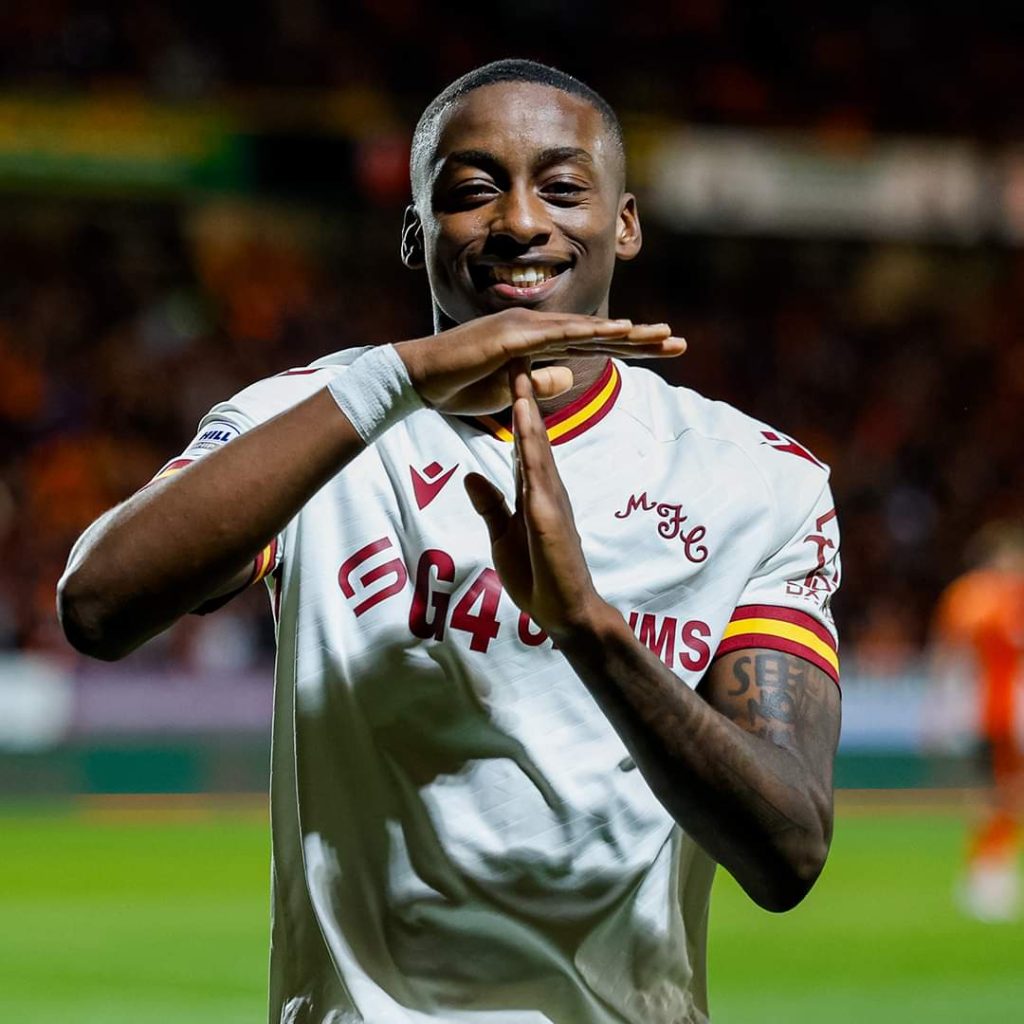 Maswanhise’s brace helps Motherwell beat Dundee 2-1