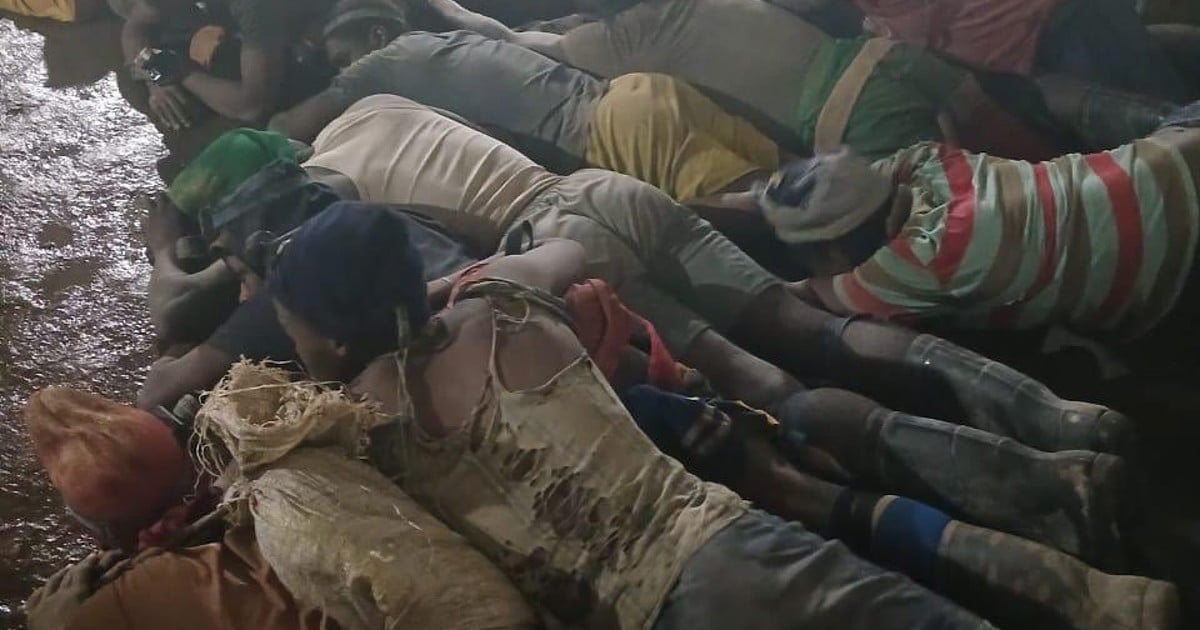 Les forces de l'ordre déclarent qu'elles ne céderont pas aux demandes des mineurs illégaux de Stilfontein