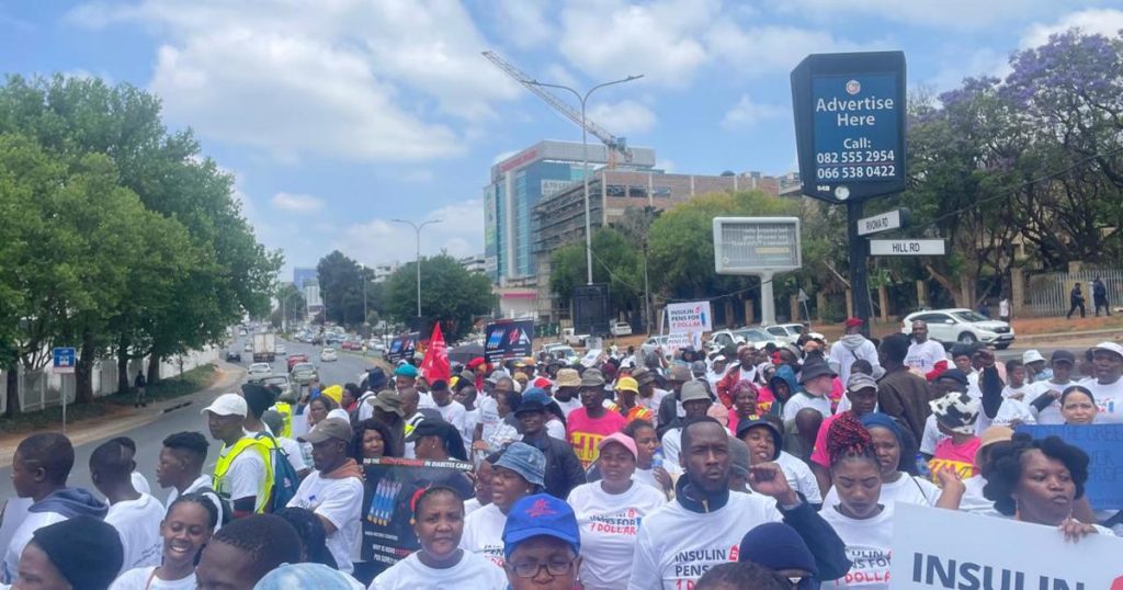 Les manifestants exigent que Novo Nordisk réduise le prix des stylos à insuline analogiques