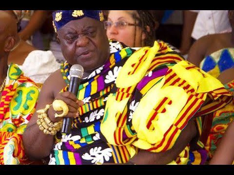 Otoobuor Djan Kwasi II s'engage à soutenir le développement routier et appelle au partage des revenus communautaires