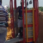Cage prête à récupérer les mineurs illégaux de Stilfontein assemblées alors que la phase 3 de l'opération de récupération commence