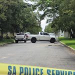 Des accessoires liés à la drogue trouvés dans la propriété de Madiba à Houghton après l'arrestation de 5 suspects par la police