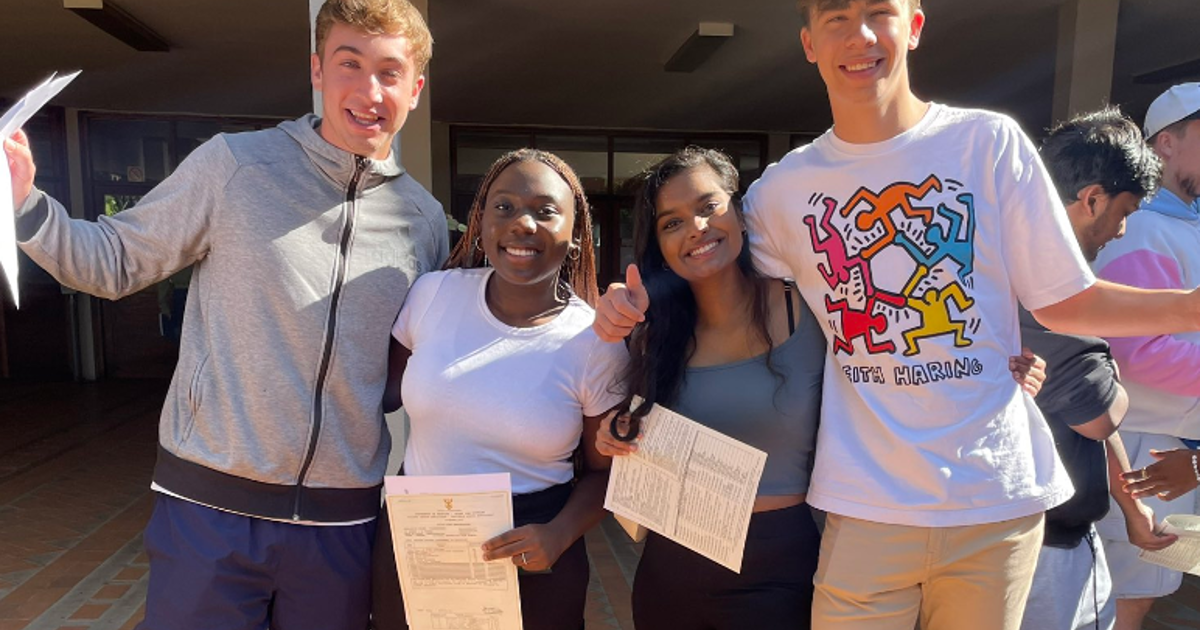 La Cour estime que l'IR n'a pas placé les intérêts des élèves au cœur de la demande d'arrêt de la publication des résultats du baccalauréat