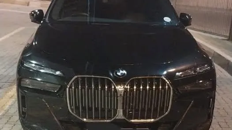 Man arrested at Beitbridge border, driving ‘stolen’ luxury BMW into Zimbabwe