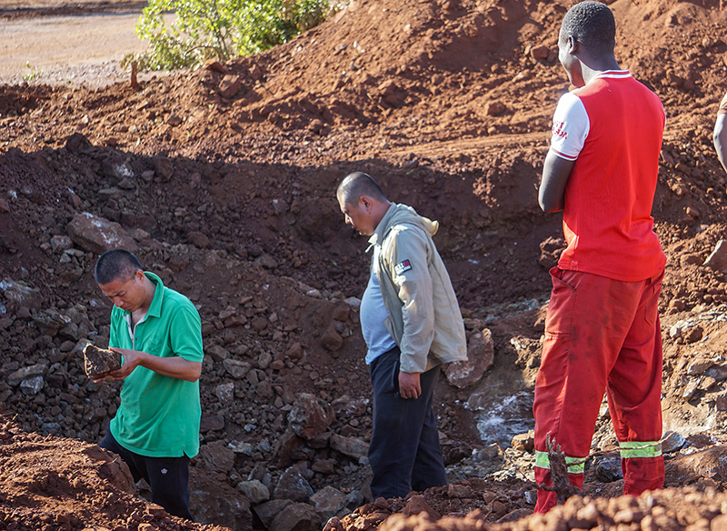 Chinese-owned gold mine stirs controversy in eastern Zimbabwe