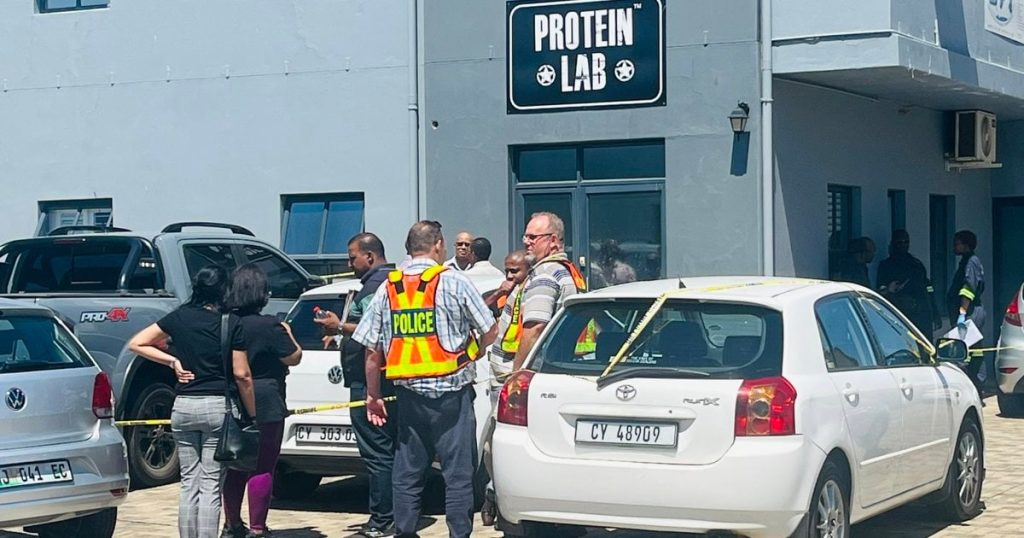 Duo accusé d'avoir dirigé un laboratoire de stéroïdes illégal pour passer la Saint-Valentin devant les tribunaux