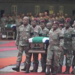 Sandu veut une enquête sur la mort de 14 soldats de Sandf en RDC