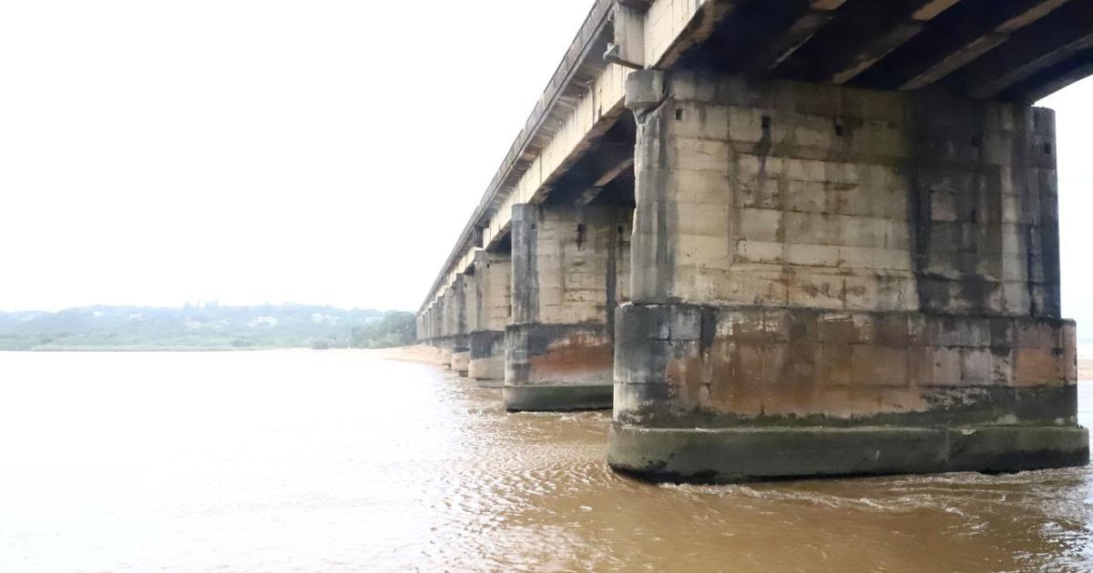Le pont de la rivière Umzimkhulu de KZN a fermé ses portes à la suite de fortes pluies