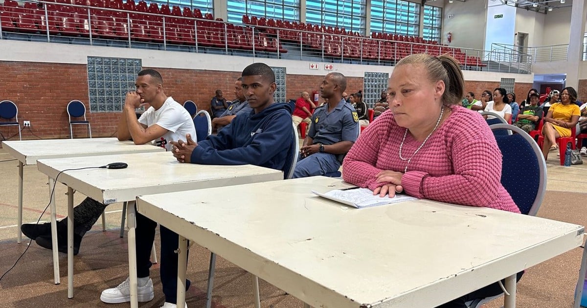Le travailleur social dit que Kelly Smith a refusé de l'aide lorsque Joshlin a disparu