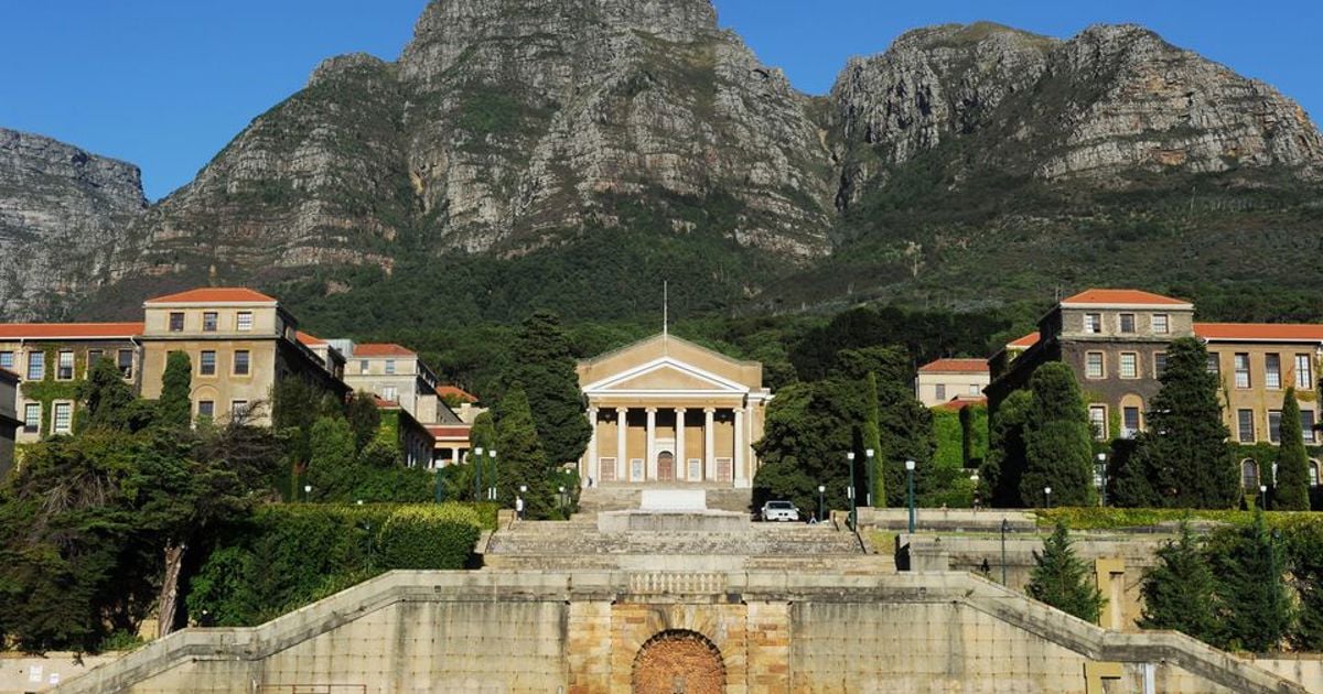 UCT identifie Afrikaaps, Khoekhoegowab, n | uu comme langues pour le développement
